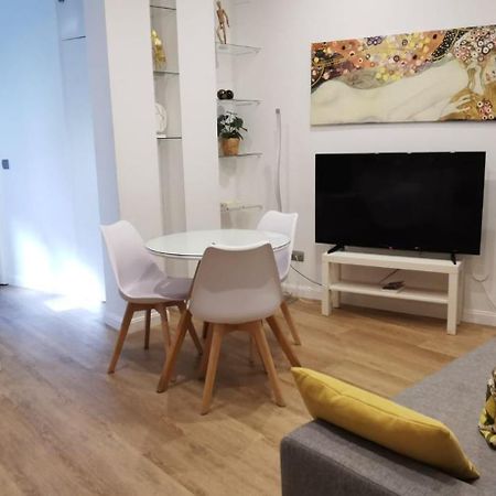 Tranquilo Apartamento En Chueca In2Iz5 Madrid Esterno foto