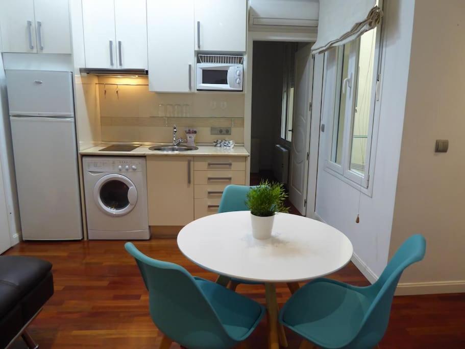 Tranquilo Apartamento En Chueca In2Iz5 Madrid Esterno foto
